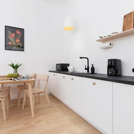 Διαμέρισμα Dwernickiego Cracow By Renters *